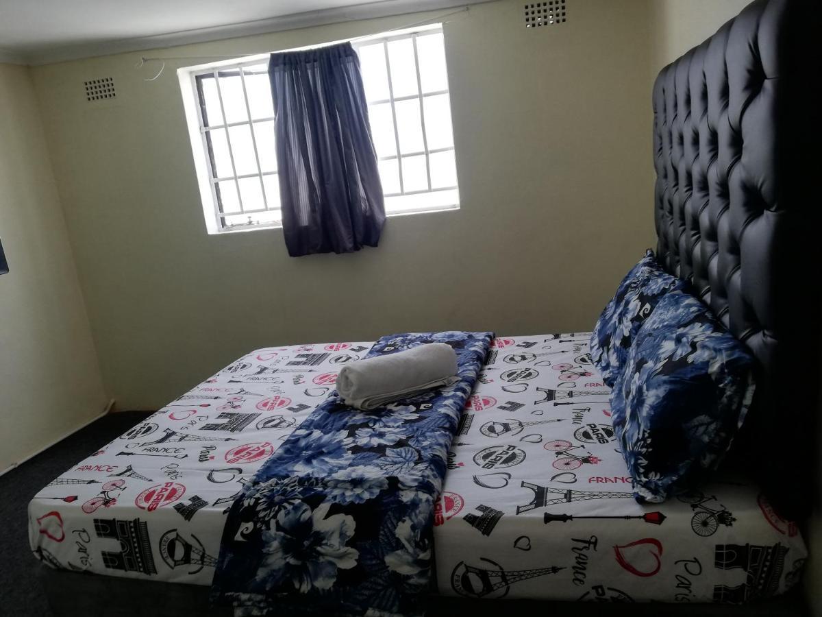 Mj Accomodation Kaapstad Buitenkant foto